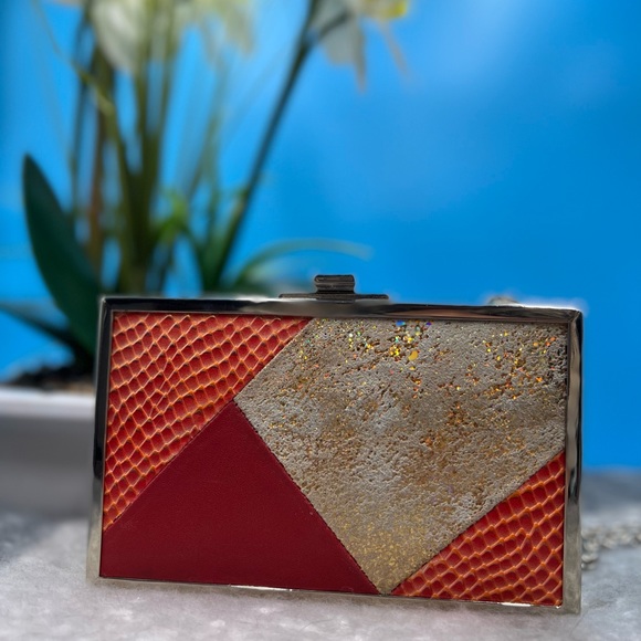 ❤️ Halston Heritage clutch handbag ❤️ - Picture 2 of 5
